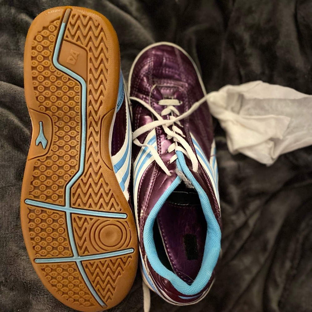Diadora Indoor Soccer Shoes size 6 men used once